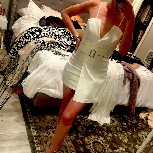 ⭐️Superdown Mini Dress - XS - Picture 4 of 4